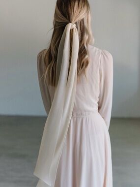NWOT Ivory Silk Bridal Bow Scarf, Hair or Neck Accessory